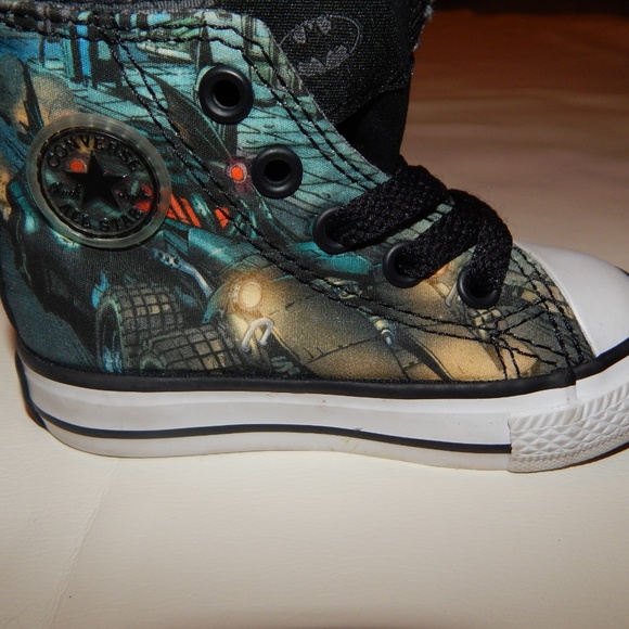 Converse - Picture 3 of 4